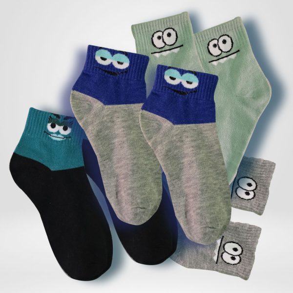 medias de ojitos de todos los colores